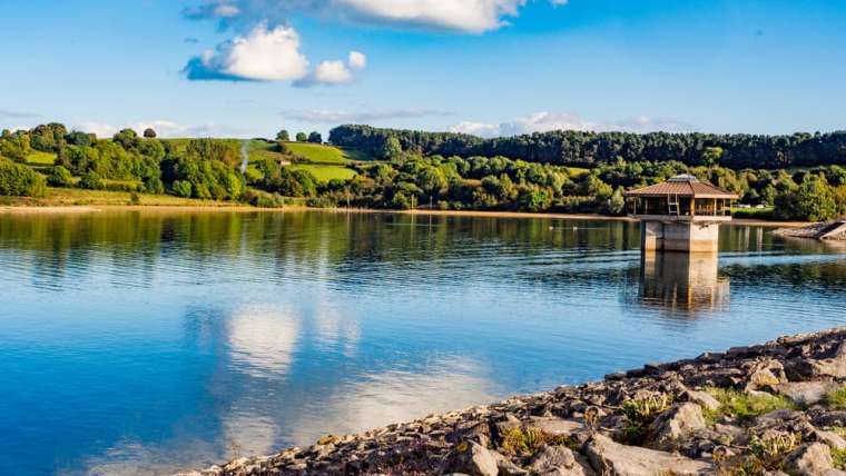 finding accommodation near carsington water